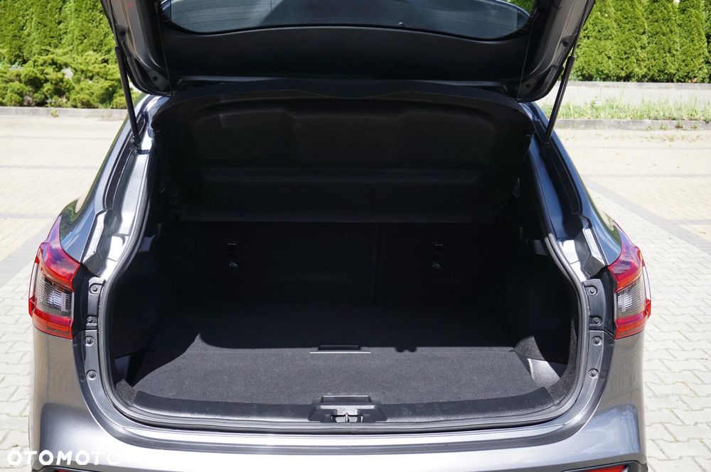 Nissan Qashqai 1.6 DIG-T Tekna - 19