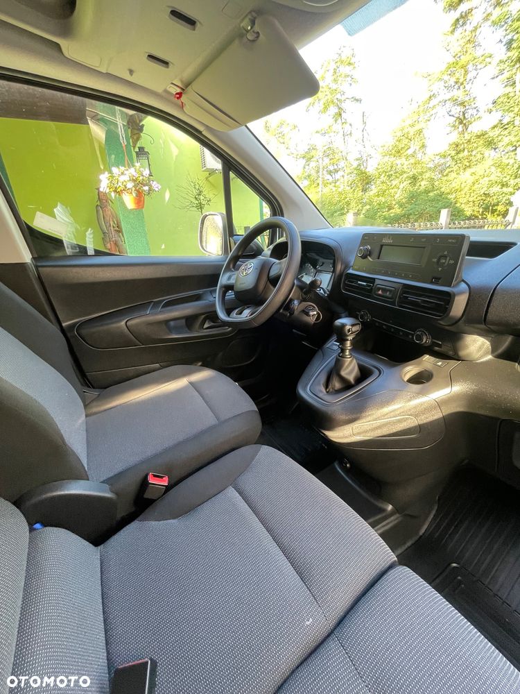 Toyota Proace City - 14