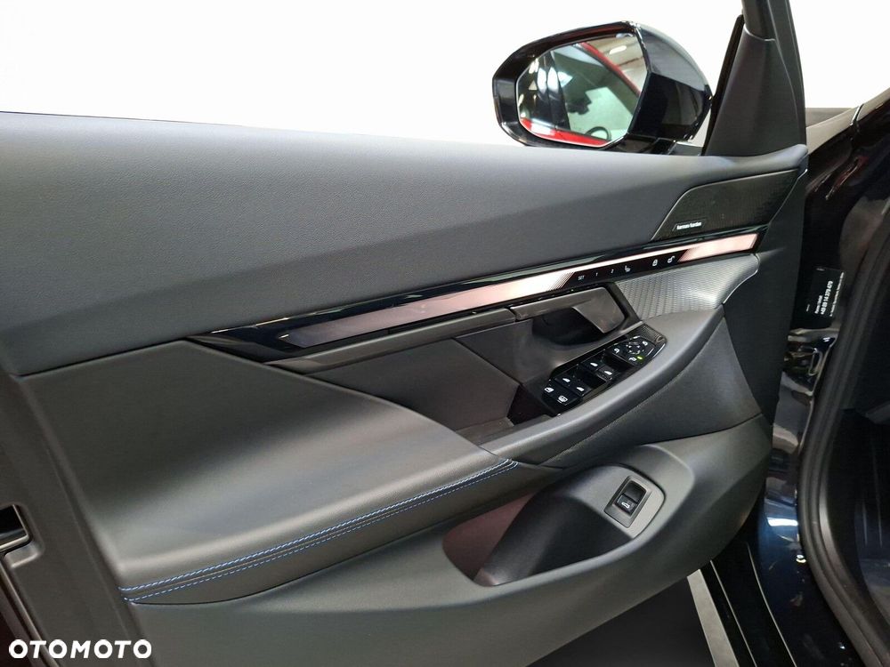 BMW Seria 5 - 12