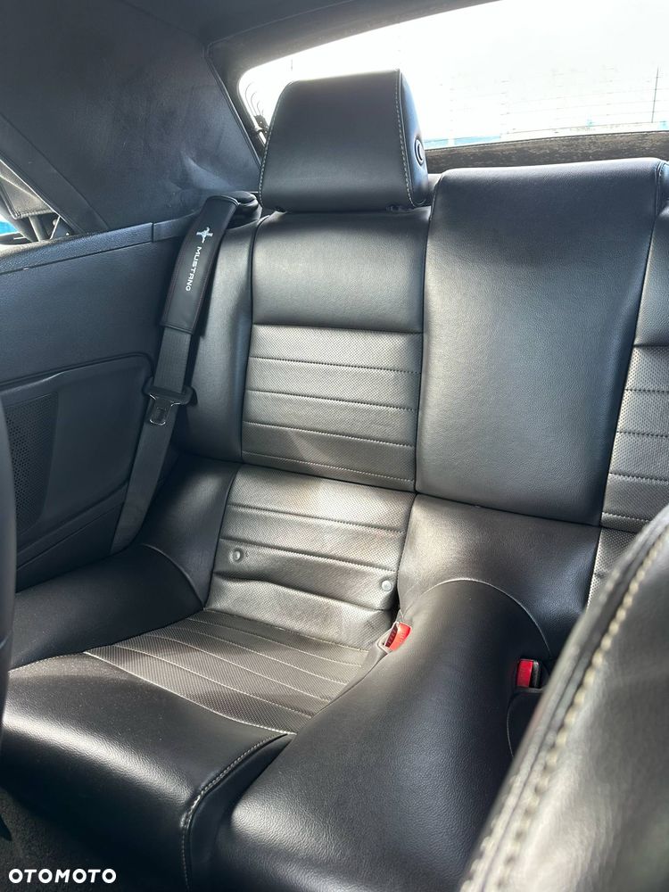 Ford Mustang 3.7 V6 Premium - 11