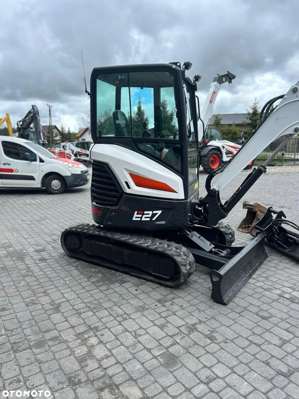 Bobcat E27z - 13