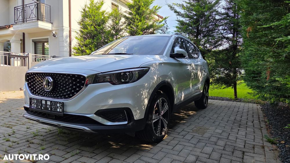 MG ZS EV - 2