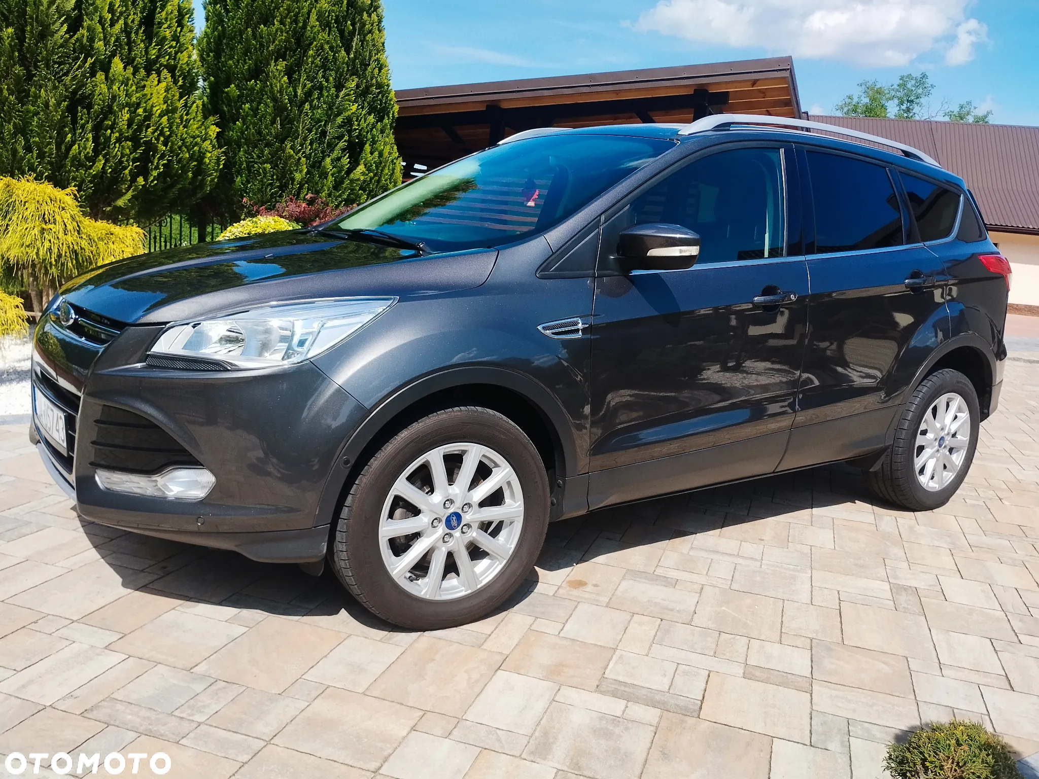 Ford Kuga 2.0 TDCi 2x4 Titanium - 5