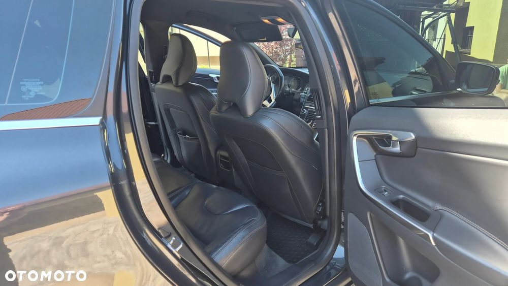 Volvo XC 60 D4 Drive-E Summum - 11