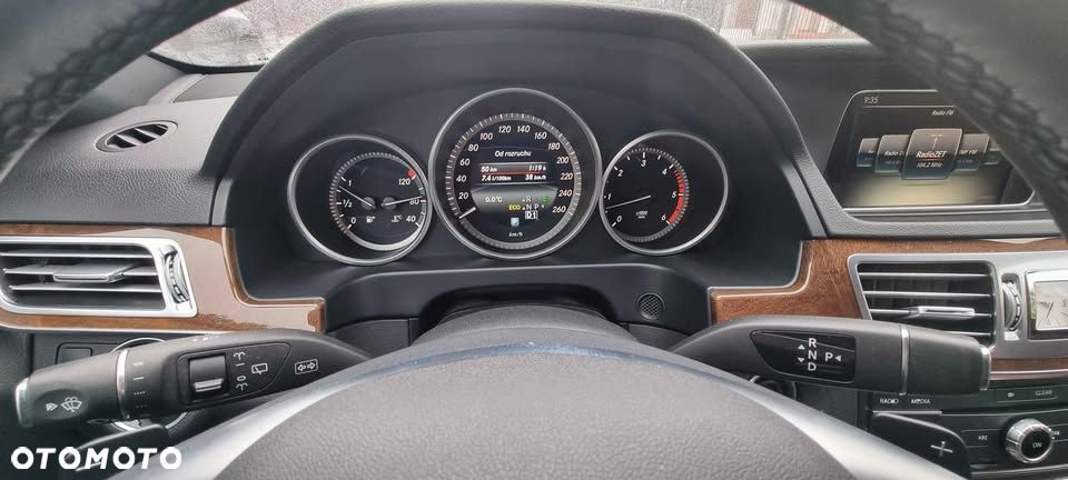 Mercedes-Benz Klasa E 350 BlueTEC 4Matic 7G-TRONIC Elegance - 15