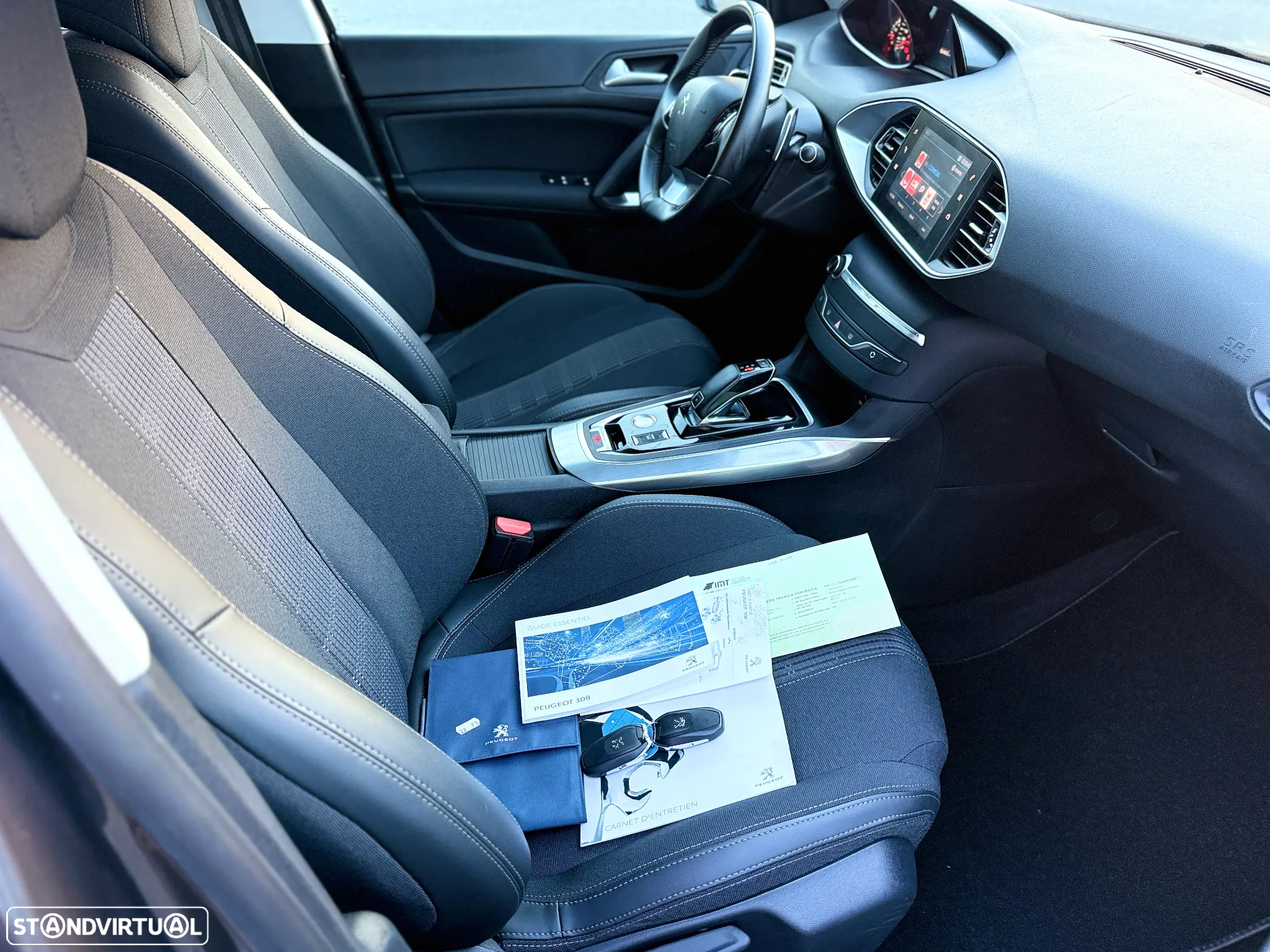 Peugeot 308 1.2 PureTech Allure EAT8 - 10