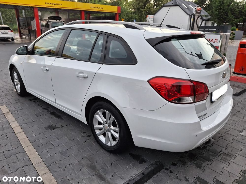 Chevrolet Cruze 1.6 LT - 6