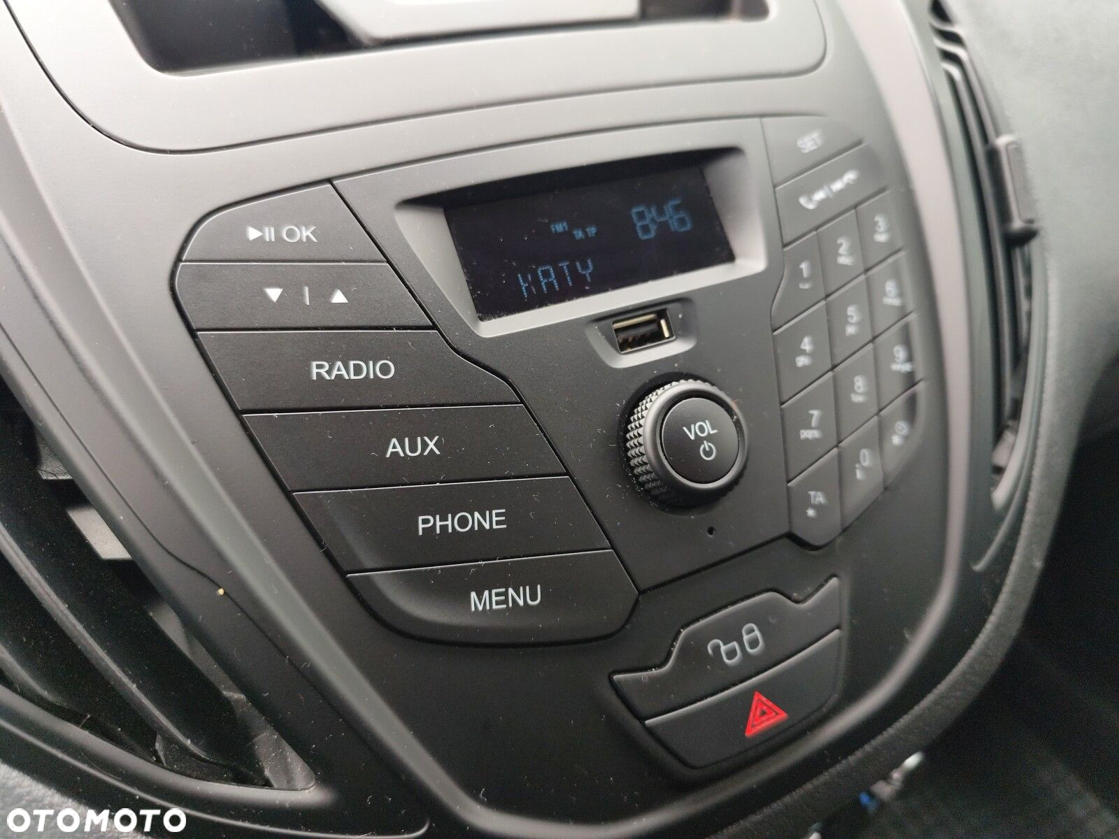 Ford transit-courier - 18