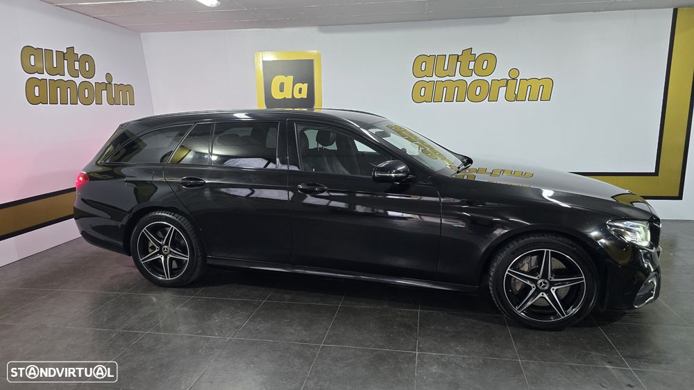 Mercedes-Benz E 300 de AMG Line - 4