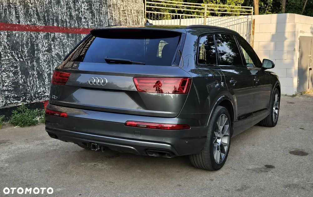 Audi Q7 3.0 TFSI Quattro Tiptronic - 6