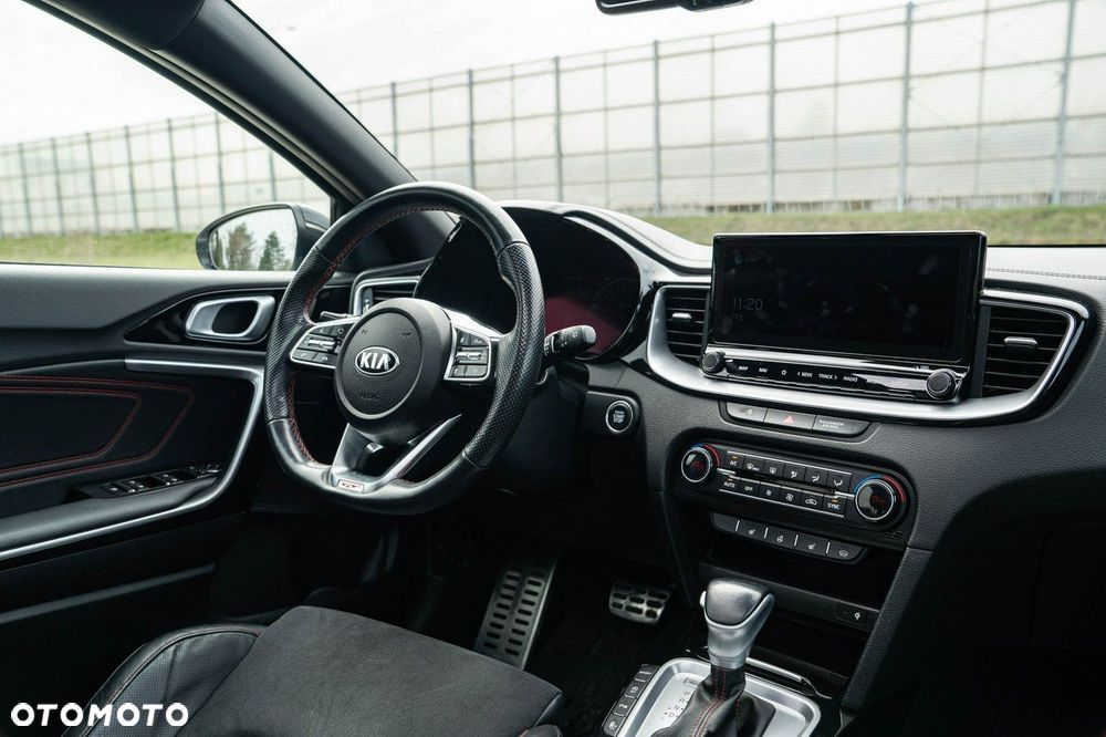 Kia ProCeed - 19