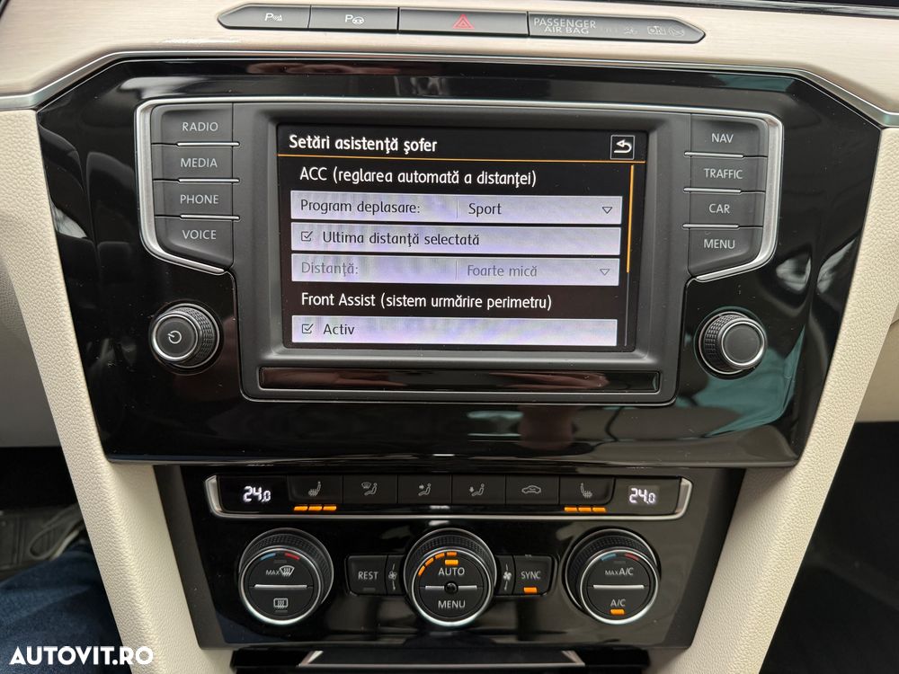 Volkswagen Passat Variant 2.0 TDI SCR DSG BlueMotion Highline - 11