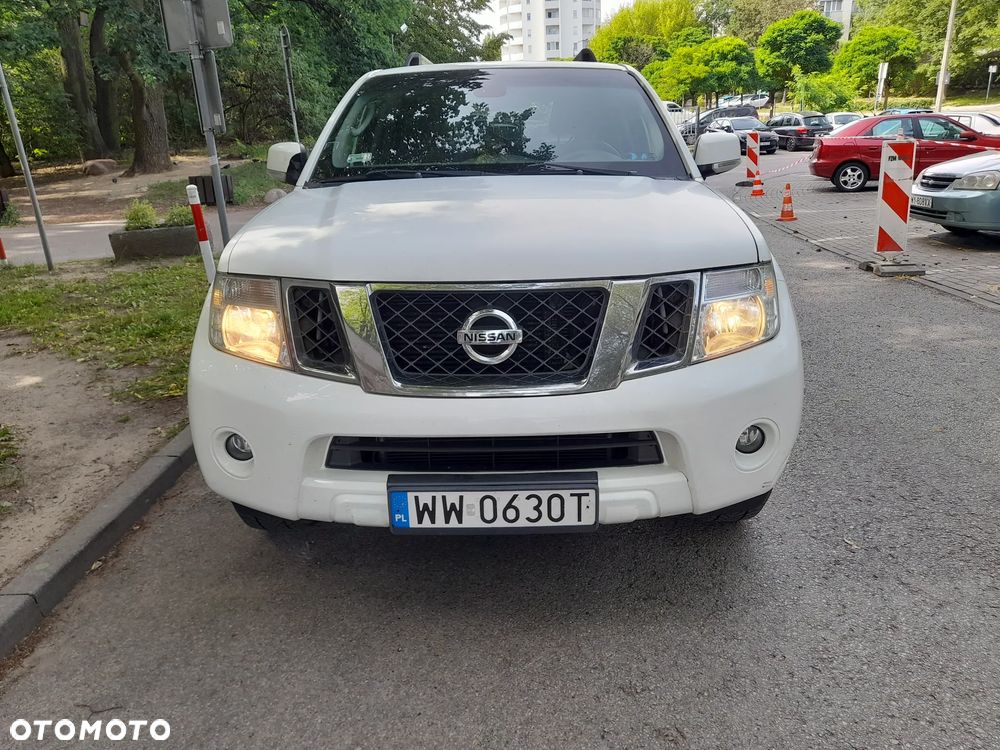 Nissan Pathfinder 2.5 D SE EU5 - 1