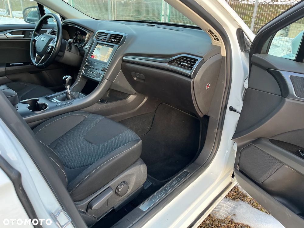 Ford Mondeo 2.0 TDCi Start-Stopp Titanium - 13