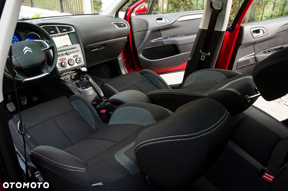 Citroën C4 BlueHDi 120 Stop&Start Business Class - 32