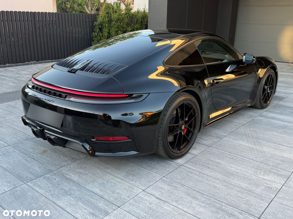 Porsche 911 Carrera T-Hybrid 4 GTS - 5