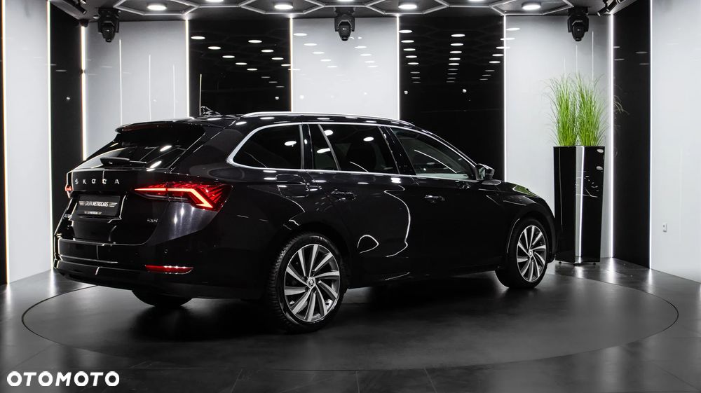 Skoda Octavia 2.0 TDI 4x4 Style DSG - 7
