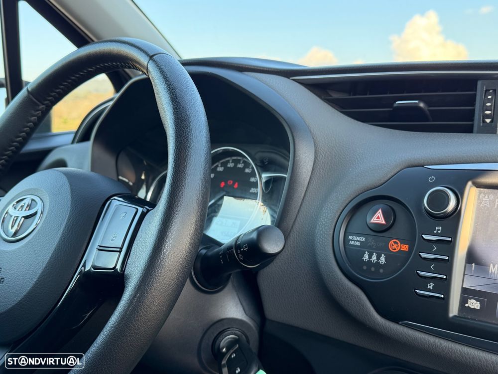 Toyota Yaris 1.0 VVT-i Comfort Plus - 42