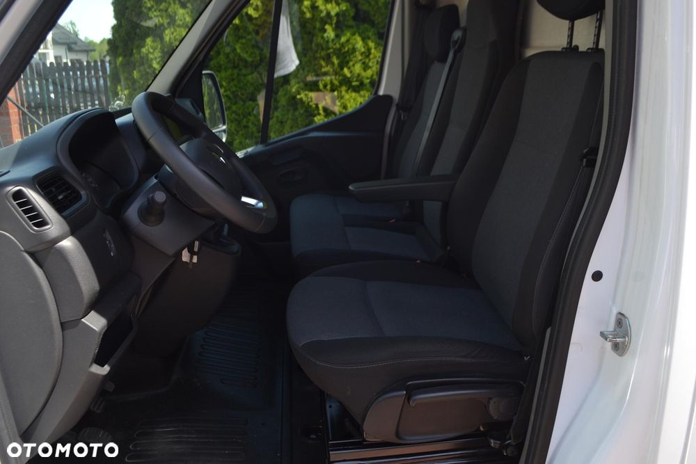 Renault Master ENERGY Blue L2H2 VA Basis - 21
