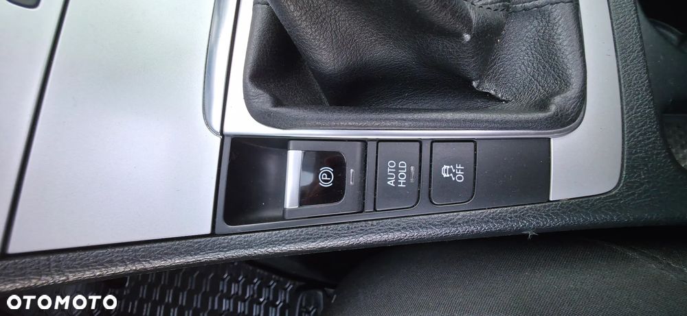 Volkswagen Passat - 18