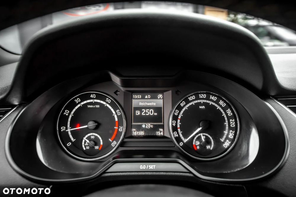 Skoda Octavia 2.0 TSI (Green tec) RS - 28