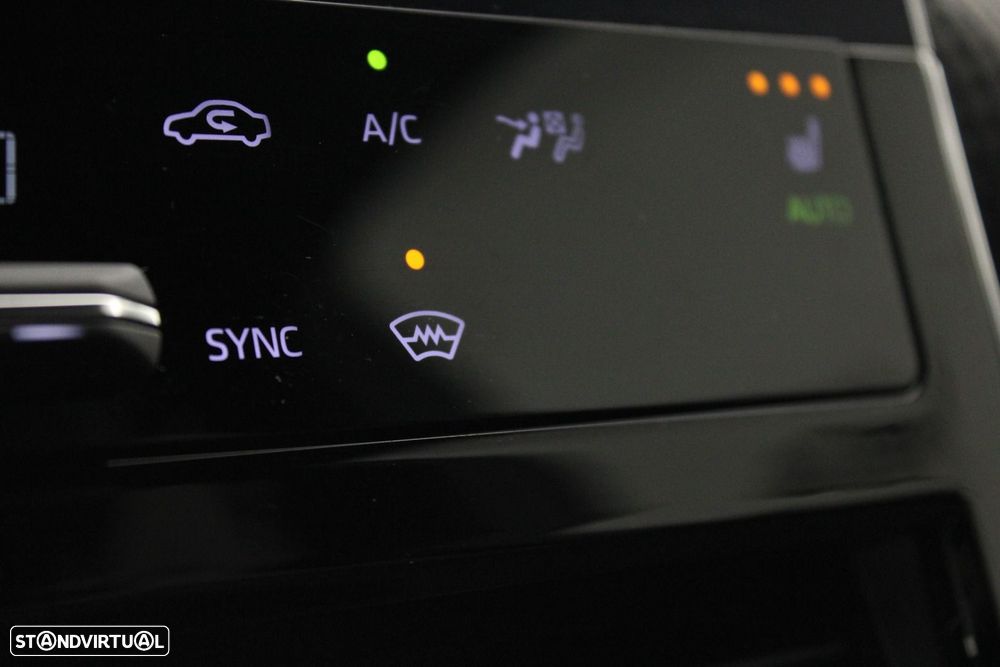 Toyota bZ4X 71,4 kWh Exclusive - 24