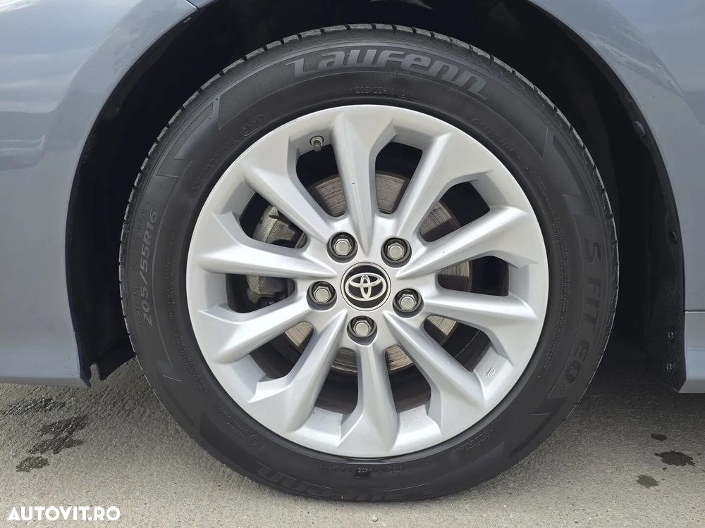 Toyota Corolla - 7