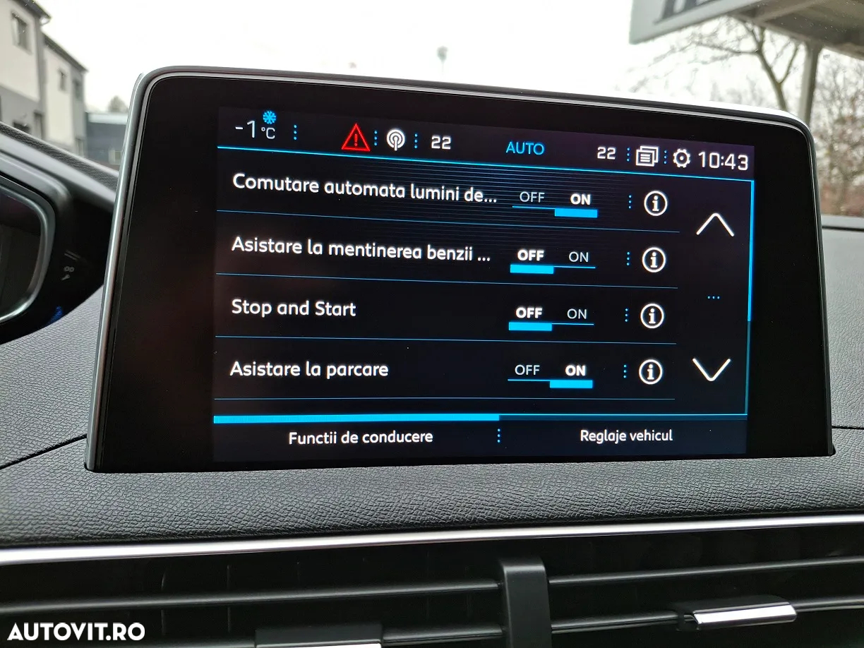 Peugeot 3008 1.2 PureTech 130 EAT8 Allure Pack - 19