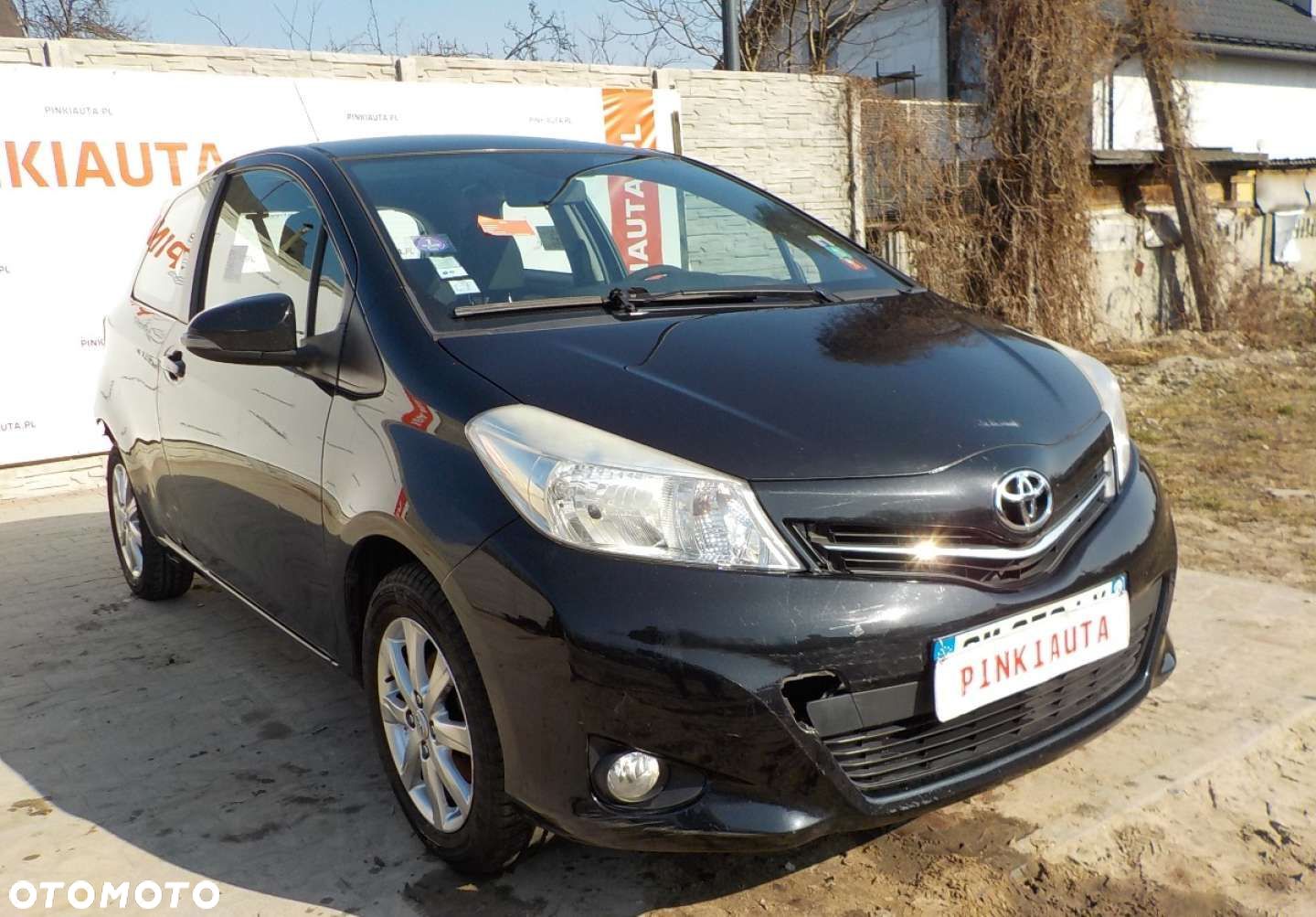 Toyota Yaris - 1