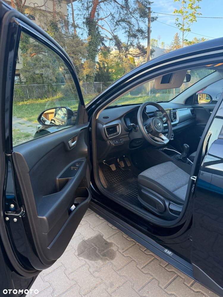 Kia Stonic 1.0 T-GDI L - 12