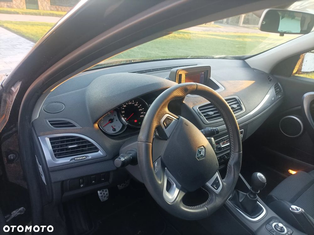 Renault Megane TCe 180 GT - 3