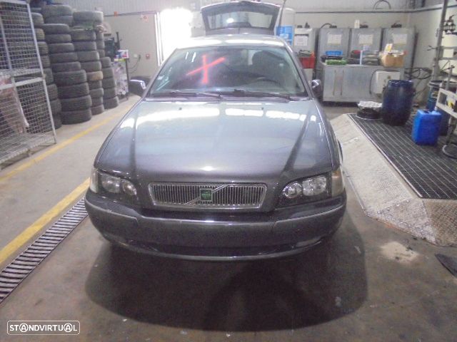Carro MOT: B4164S2 CXVEL: JH3306   M3P VOLVO  V40 2001 1.6 109CV 5P CINZA GASOLINA - 1