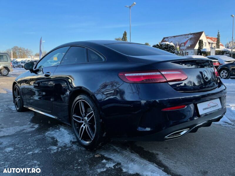 Mercedes-Benz E 200 Coupe - 7