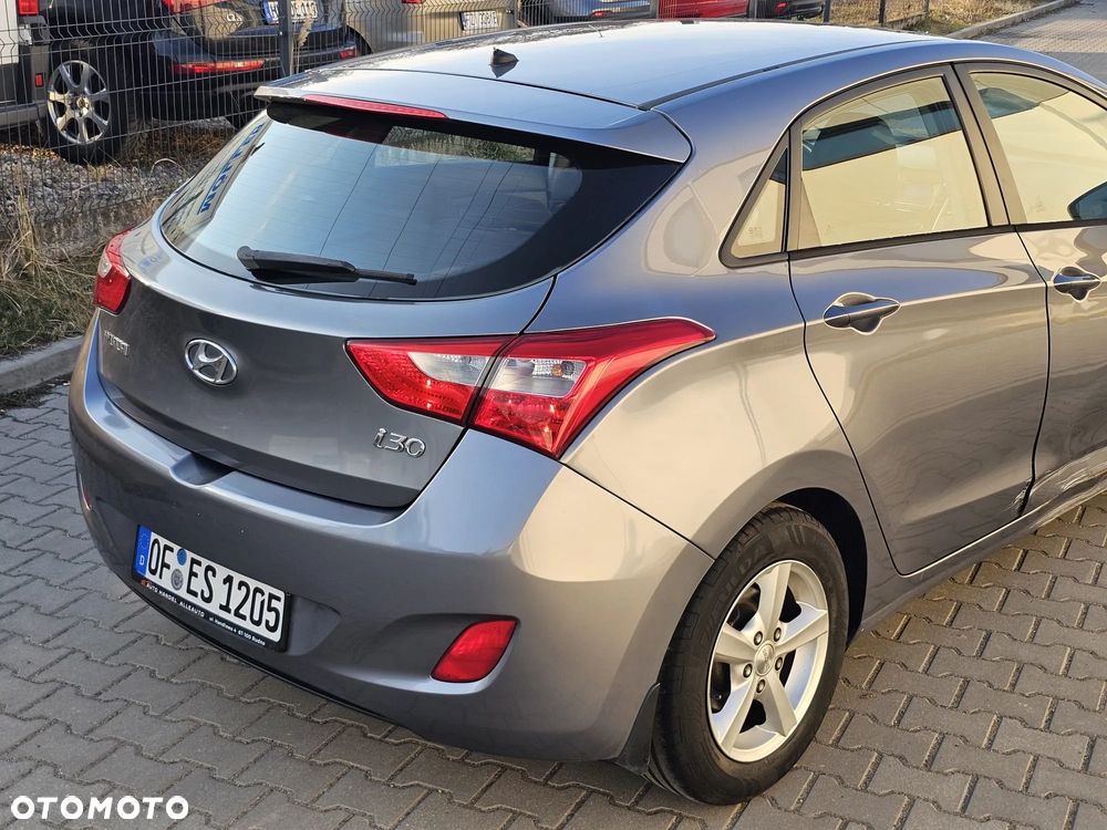 Hyundai i30 1.4 CRDi Premium - 6