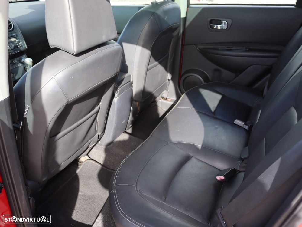 Nissan Qashqai 1.5 dCi Tekna Premium Pele Preta 18 - 11