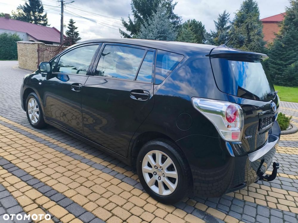 Toyota Verso 1.8 Premium EU5 7os - 3