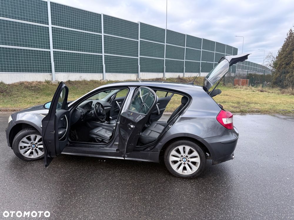 BMW Seria 1 120i - 9