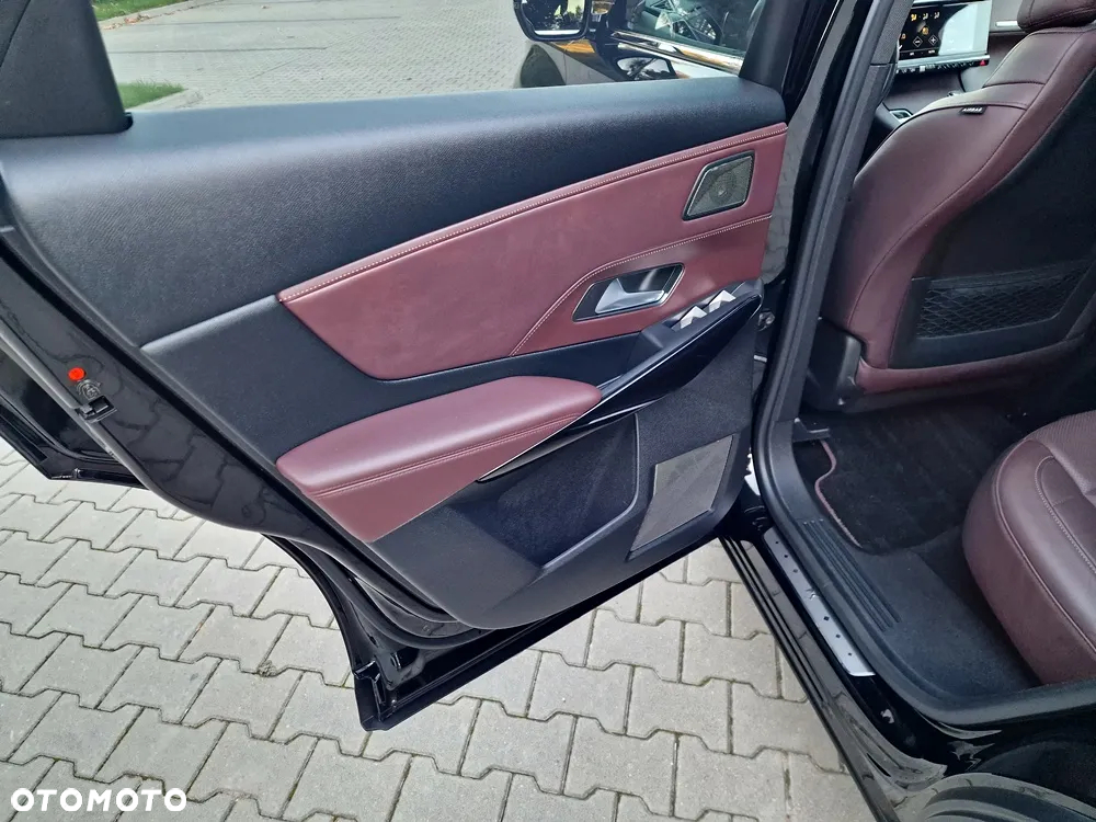 DS Automobiles DS 7 Crossback 1.6 PureTech So Chic - 16
