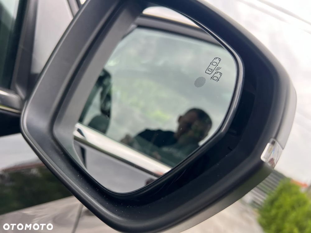 Peugeot 3008 - 21