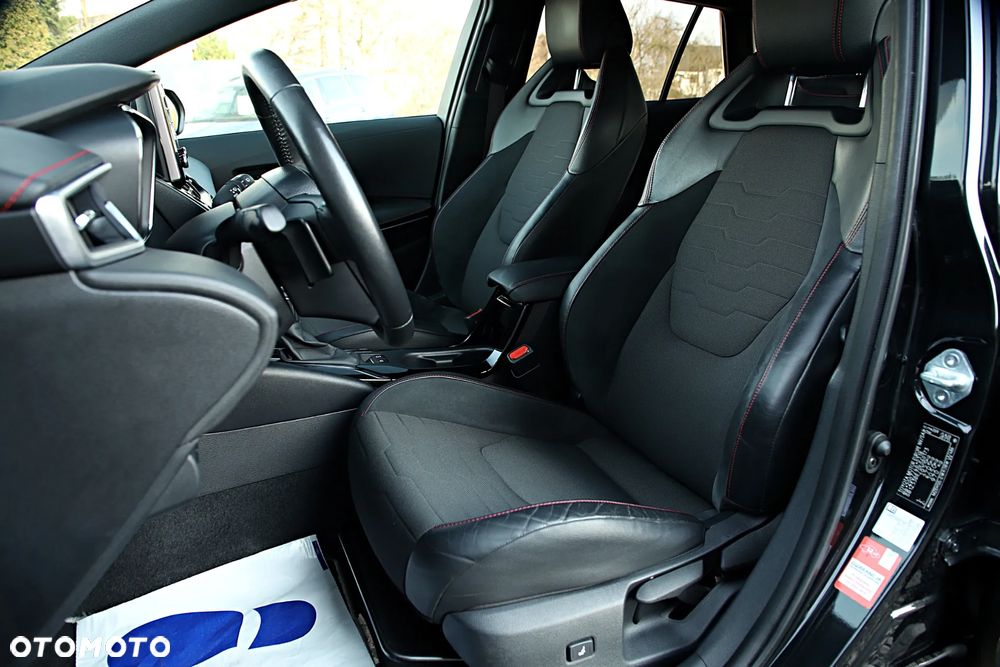 Toyota Corolla 2.0 Hybrid Executive - 14