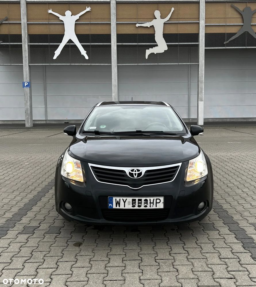 Toyota Avensis 2010 photo 5