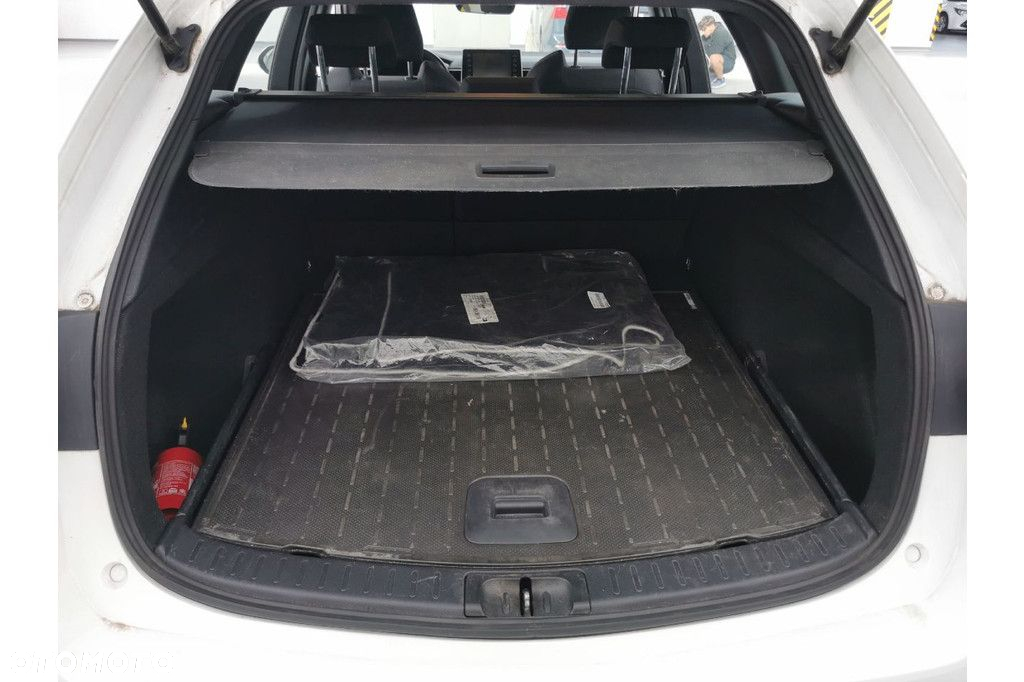 Toyota Corolla 1.8 Hybrid Comfort - 3
