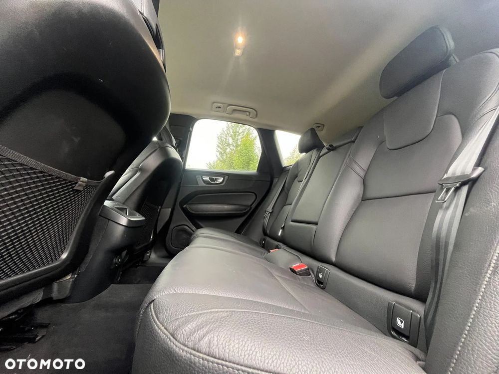 Volvo XC 60 - 21