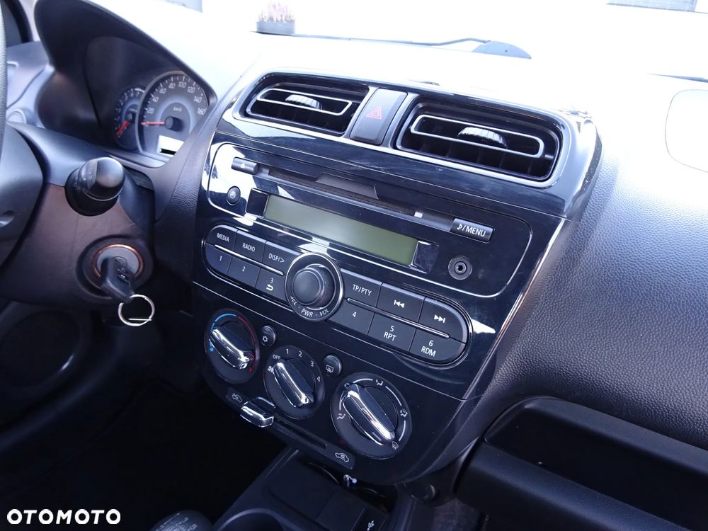 Mitsubishi Space Star - 21