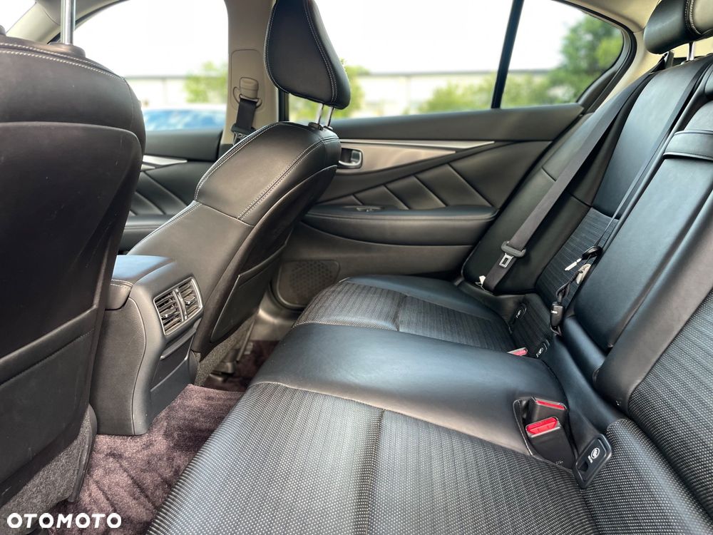 Infiniti Q50 2.2d Sport Executive EU6 - 11