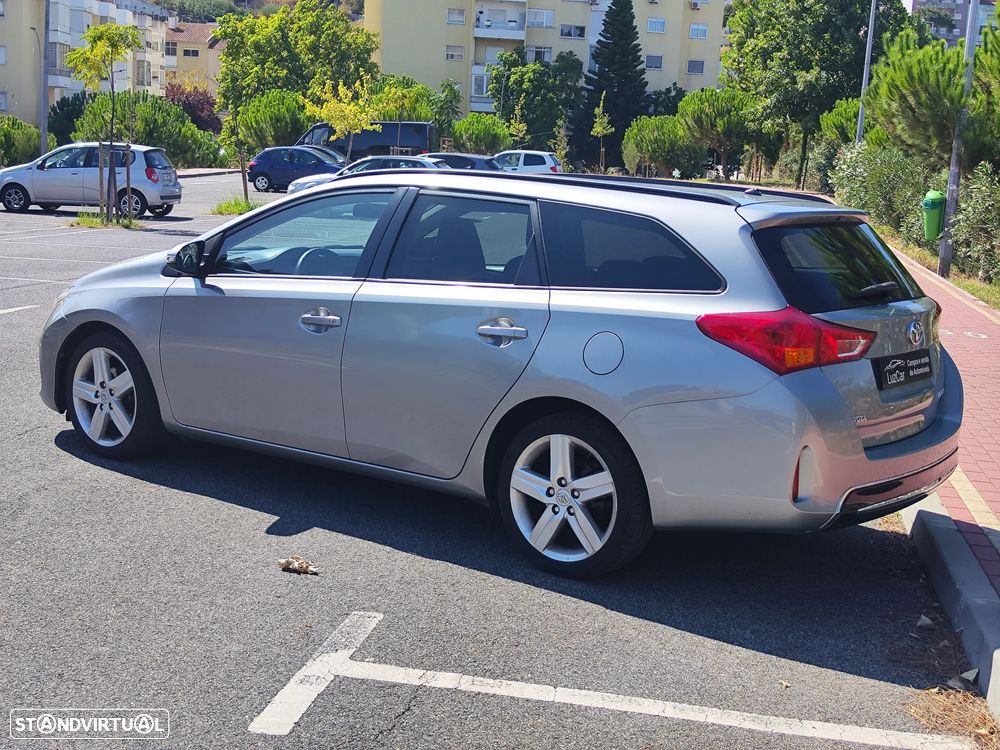 Toyota Auris Touring Sports 1.4 D-4D Comfort+Pack Sport - 11