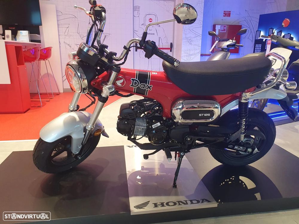 Honda Dax ST125 - 1