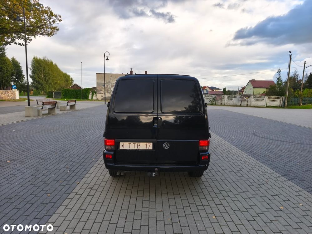 Volkswagen Multivan Standard - 12