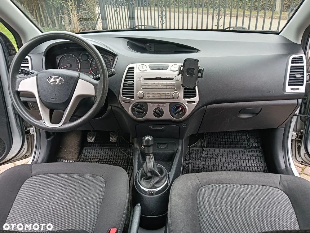 Hyundai i20 - 8