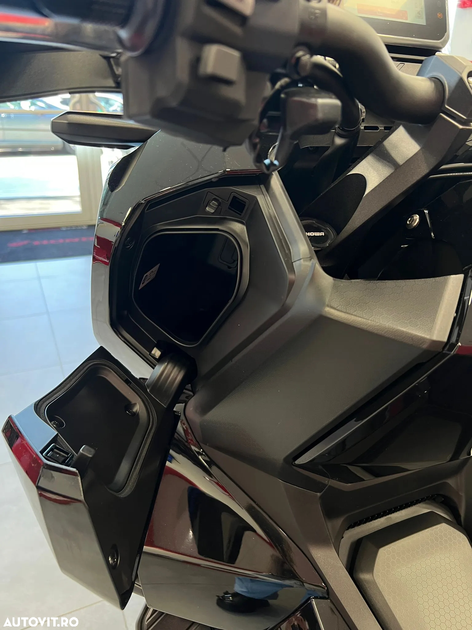 Honda ADV 350 - 9
